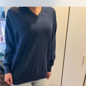 Women's V-Neck Sweater - Navy Blue